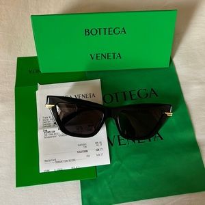Bottega Veneta Classic Cat Eye Sunglasses, with box